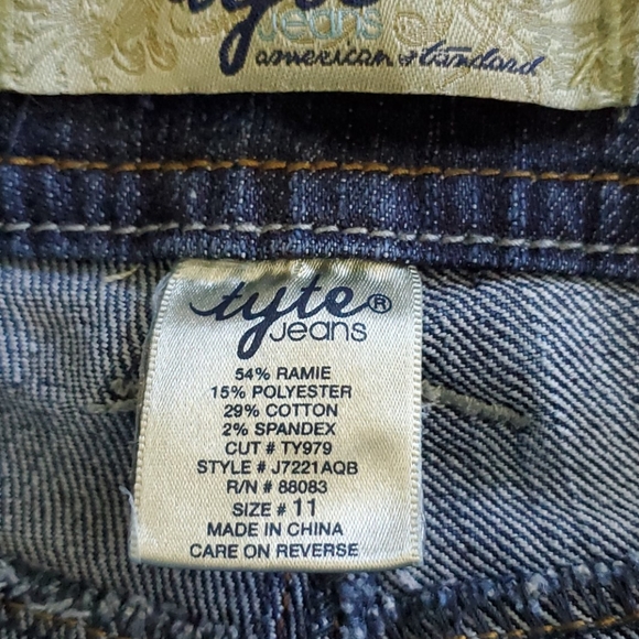 Tyte Jeans - Picture 4 of 9